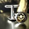 Steampunk Manschettenknöpfe versilbert – Handgefertigte Unikate mit Uhrenteilen für Herren Bild 5