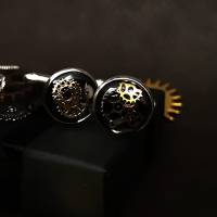 Steampunk Manschettenknöpfe versilbert – Handgefertigte Unikate mit Uhrenteilen für Herren Bild 6