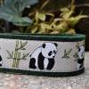 Schlüsselanhänger Schlüsselband Wollfilz dunkelgrün Webband Panda Bären schwarz weiß Geschenk! Bild 3