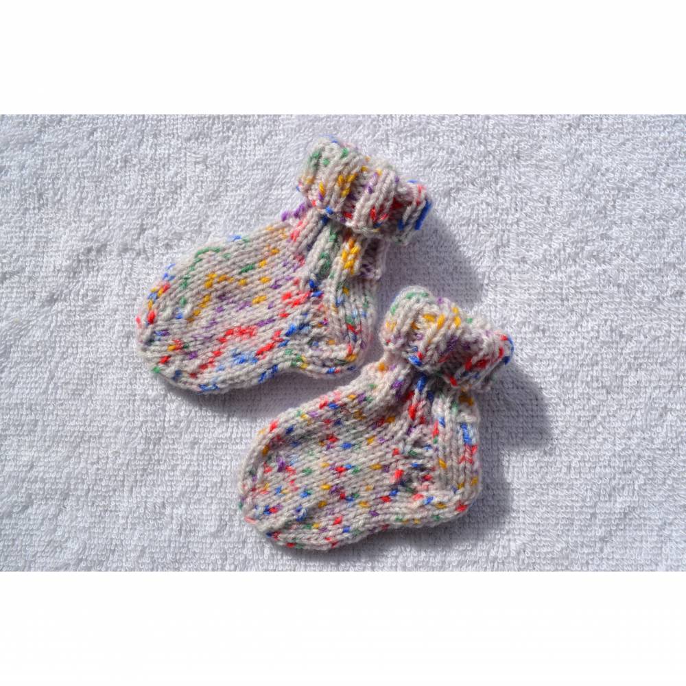 Erstlingssocken Neugeborene 0-3 Monate Babysocken Handmade Handarbeit, gestrickt 