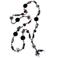 Knotenkette Farbenspiel in Violett Grau Schwarz - mit herzförmigen Perlen - Bild 1