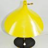50er Jahre Tischlampe Leuchte Kunststoff zeitlos stil novo  mid century fifties Acryl Plexiglas gelb schwarz vintage Bild 4