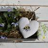  Set ( 2 Stück ) dekorative Herzen mit naturgetreuer Biene Bild 3