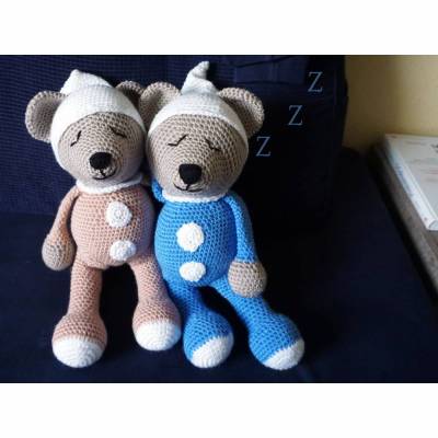 Häkelanleitung für die Amigurumi Schlafpuppe Bär Bruno
