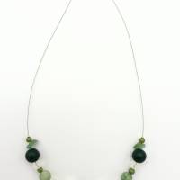 Perlen- Halskette mit Naturstein in grün weiß, 42 cm handgemachtes Unikat Bild 6