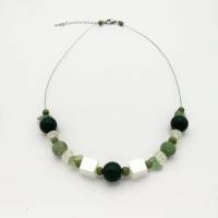 Perlen- Halskette mit Naturstein in grün weiß, 42 cm handgemachtes Unikat Bild 7