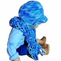 Mama- Baby- Set Blau im Farbverlauf / Baby- Hütchen und Mama- Schal gehäkelt Baumwolle Bild 2