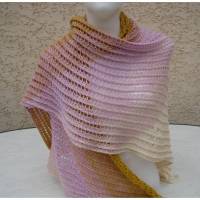 Großes Dreieckstuch handgestrickt mit schönem Netzmuster aus Baumwolle für Veganer geeignet ➜ Bild 1