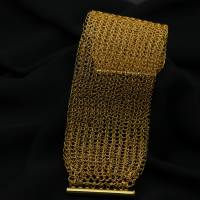 extravaganter Damen-Armschmuck - gehäkelt aus 24ct vergoldetem Draht mit Fädelverschluss von bcd manufaktur Bild 4