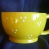Süße gelbe Teekanne mit Tasse für 2 Tassen Tee Bild 3