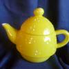 Süße gelbe Teekanne mit Tasse für 2 Tassen Tee Bild 5