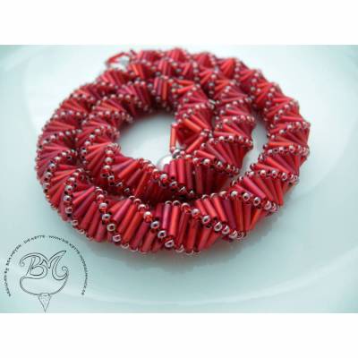 Collier Rot Rot auffallend schön