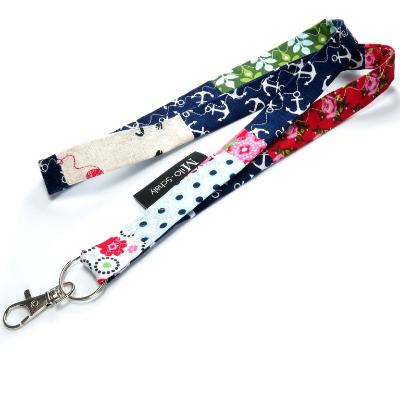 Schlüsselband lang mit Karabiner Patchwork Schlüsselanhänger Einzelstück blau Anker bunt Rosen