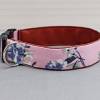 Hundehalsband mit kleinen Blumen, rosa und blau, Pflanzen, mit Kunstleder in braun, geblümt, floral, vintage, Hund, Halsband Bild 2
