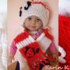 Willkommensgeschenk Baby Kleinkind Mütze und Schal gestrickt Rot- Weiß- Farben- MIX gehäkelte Blüten- und Blattapplikationen Bild 4