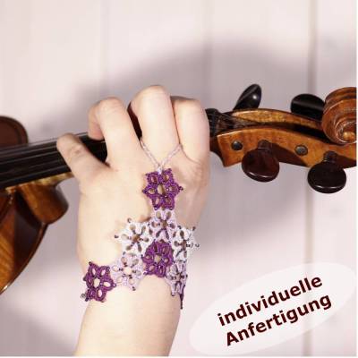 Handschmuck Margerite Baumwolle Textilschmuck INDIVIDUELLE ANFERTIGUNG größenverstellbar Slave - Armband