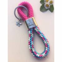Schlüsselanhänger aus Segelseil/Segeltau, Zwischenstück "Halt die Ohren steif", pink/türkisblau/weiß, versilberte Blume am Schlüsselring Bild 1