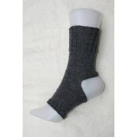 Pilates Yoga Socken ohne Ferse und Spitze, Sockenwolle grau Bild 1