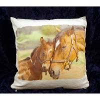 Wunderschöner Flauschiger Kissenbezug mit Pferden Bild 1