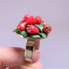 Ring mit handmodellierten Erdbeeren aus Polymer Clay Bild 2