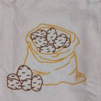 Jute - Kartoffelsack mit auf beigen Baumwollmischgewebe maschinengestickten Motiv "Kartoffeln" - 2 Farbvarianten Bild 1