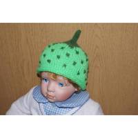 Erdbeermütze Babymütze Kindermütze Handgestrickt Grün/Olivgrün Bild 1