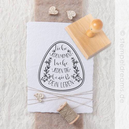 Liebe jeden Moment – Lache jeden Tag – Genieße dein Leben – Holzstempel quadratisch – Motiv: 649