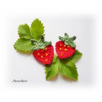 2 gehäkelte Erdbeeren aus 2 Farbvariationen wählbar - Häkelapplikationen - Aufnäher - rot, grün, gelb