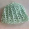 Kleine Mütze für das neugeborene Baby in hellgrün gehäkelt mit schönem Strukturmuster,Größe ca. 50-62/68 Bild 2