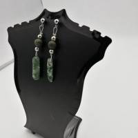 Perlen-Ohrringe Ohrhänger mit Naturstein Stiften in grün silber 4 cm Bild 4
