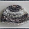 Kleine Mütze für das neugeborene Baby in Grautönen mit Beige und braun, Größe 56 - 60/68 Bild 4