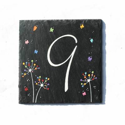 wetterfeste Hausnummer mit Zahl personalisiert, Hausnummernschild mit Pusteblumen und Schmetterlinge, Adressschild