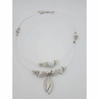 Doppelreihige Perlen-Halskette mit Naturstein in weiß silber mit Blattanhänger, 44cm plus Verlängerungskette Bild 1