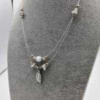 Doppelreihige Perlen-Halskette mit Naturstein in weiß silber mit Blattanhänger, 44cm plus Verlängerungskette Bild 6