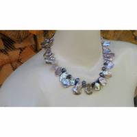 Echte Perlenkette aus sehr auffälligen Keshi-Perlen bis 30 mm, strahlender Glanz artviolett Bild 2
