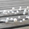 Schwebende Perlen auf leichtem Draht mit Silberschloß, zarter Schmuck, Hochzeitsschmuck Bild 2