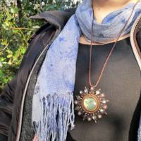 Makramee-Mandala-Halskette mit Labradorit und Messing-Perlen Bild 5