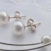 Zartes Braut-Schmuckset 3-teilig, echte schwebende Perlen, 3-reihige Kette, Armband, Ohrstecker Sterling Silber 925 Bild 4