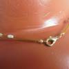 Sommerliche Perlenkette aus feinen echten Perlen, Brautschmuck, schwebend auf goldenem Juwelierdraht Bild 2
