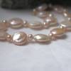 Perlenarmband echte Perlen, Farbe hell lachs, Magnet Bild 1
