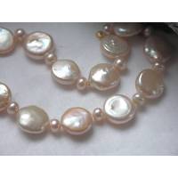 Perlenarmband echte Perlen, Farbe hell lachs, Magnet Bild 2