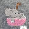 U-Hefthülle Elefant mit Regenschirm rosa mit Namen und Datum Bild 2