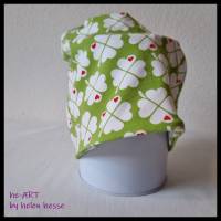 Beanie-Loop für Kleinkinder - gleichzeitig Mütze und Loop - KU 46, genäht aus Jersey in grün-weiß, von he-ART by helen hesse Bild 2
