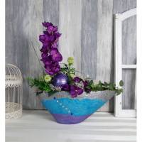 moderne Tischdeko mit Orchidee in blau lila silber Tönen, groß mit Spruch-Kugel Bild 1