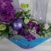 moderne Tischdeko mit Orchidee in blau lila silber Tönen, groß mit Spruch-Kugel Bild 3