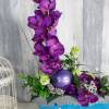 moderne Tischdeko mit Orchidee in blau lila silber Tönen, groß mit Spruch-Kugel Bild 8