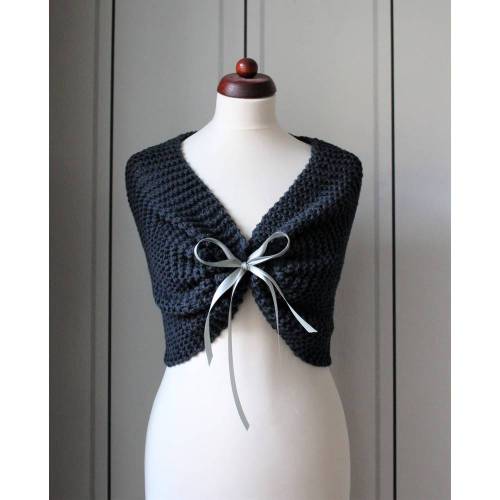 Hochzeitsschal ,Capelet in anthracite !