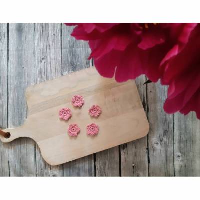 zauberhafte Häkelblumen, Häkelblüten als Streudeko, Applikation oder zur Deko