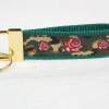 Schlüsselband »Camouflage Rose« gold, kurze Ausführung aus einfachen Gurtband aus der Halsbandmanufaktur von dogs & paw Bild 3