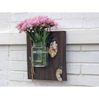 Blumenvase als Wanddekoration mit Muscheln, originelle Vase auch als Gartendeko, Upcyclingvase mit Metallschelle, Landhausstil Bild 1